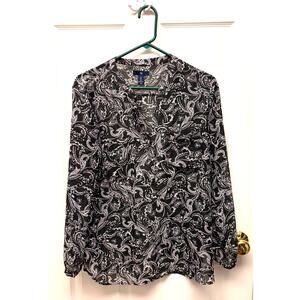 Gap Black and White Paisley Blouse, Patch Pockets, Long Sleeve, Size L